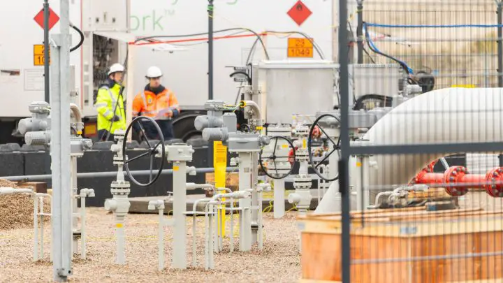 Green Hydrogen Pipeline Brings Rotterdam Closer to Europe’s Energy Future