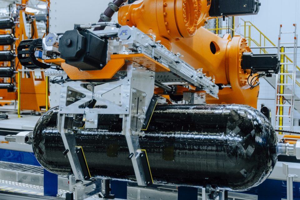 Hydrogen Storage: China’s First Type IV Composite MEGC Debuts in Hebei