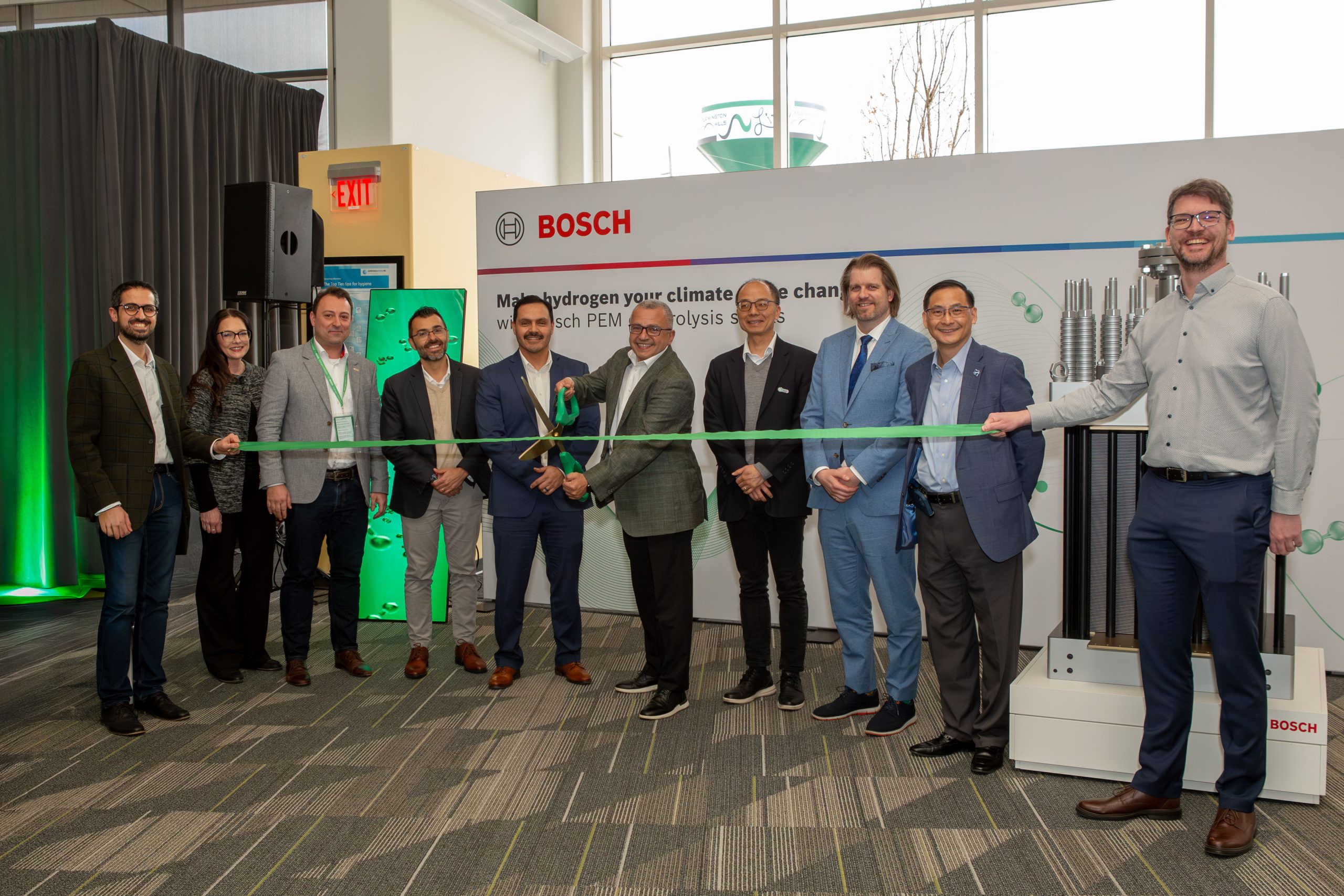 Bosch Unveils 1.25 MW Electrolyzer at Farmington Hills R&D Hub