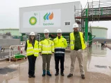Castellón Green Hydrogen, a JV between BP and Iberdrola, has reached 90% assembly on Spain’s largest 25 MW green hydrogen plant, set to produce 2,800 tonnes of renewable H2 and cut 23,000 tonnes of CO2 annually.
